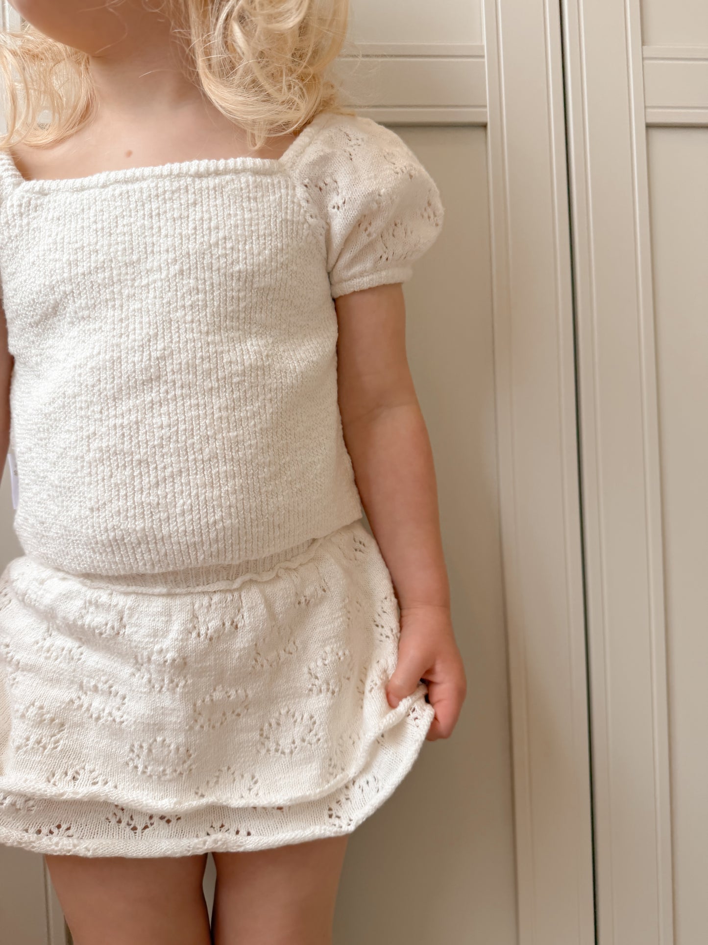 Blossom TOP | girls textured knit bubble sleeve top